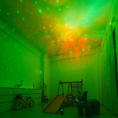 astronaute-projecteur-lumiere-ambiance-orange