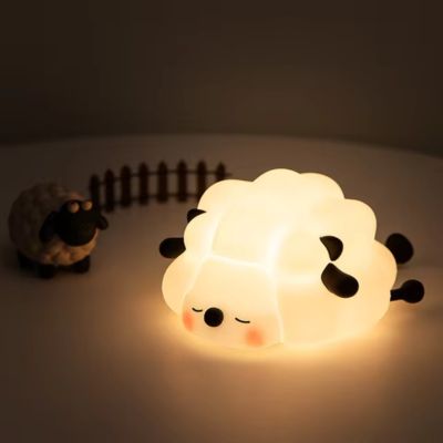 bebe-veilleuse-mouton-noir