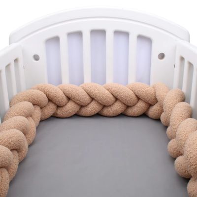 tresse-de-lit-brun-polaire