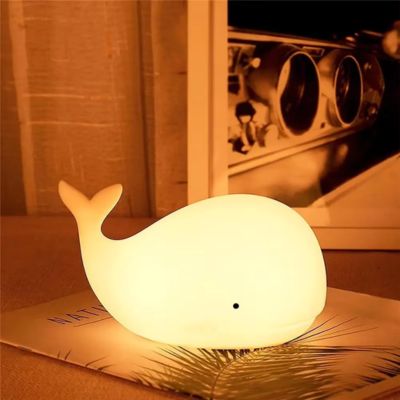 bebe-veilleuse-baleine-deco