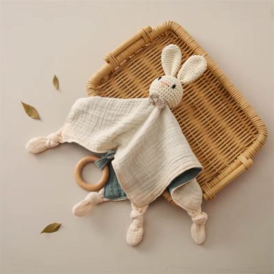doudou-bebe-lapin-doux-reconfortant