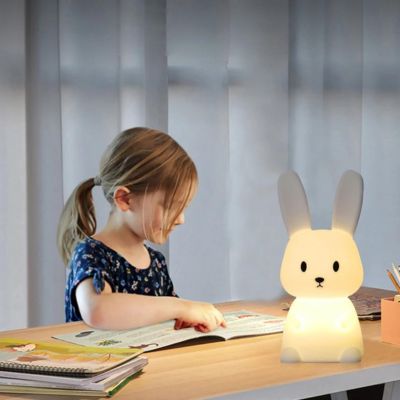 veilleuse-bébé-lapin-bureau